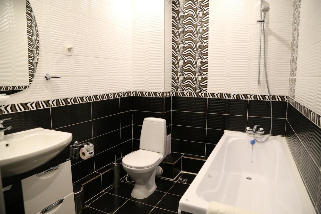 Atyraū Lacasa Hotel חדר תמונה